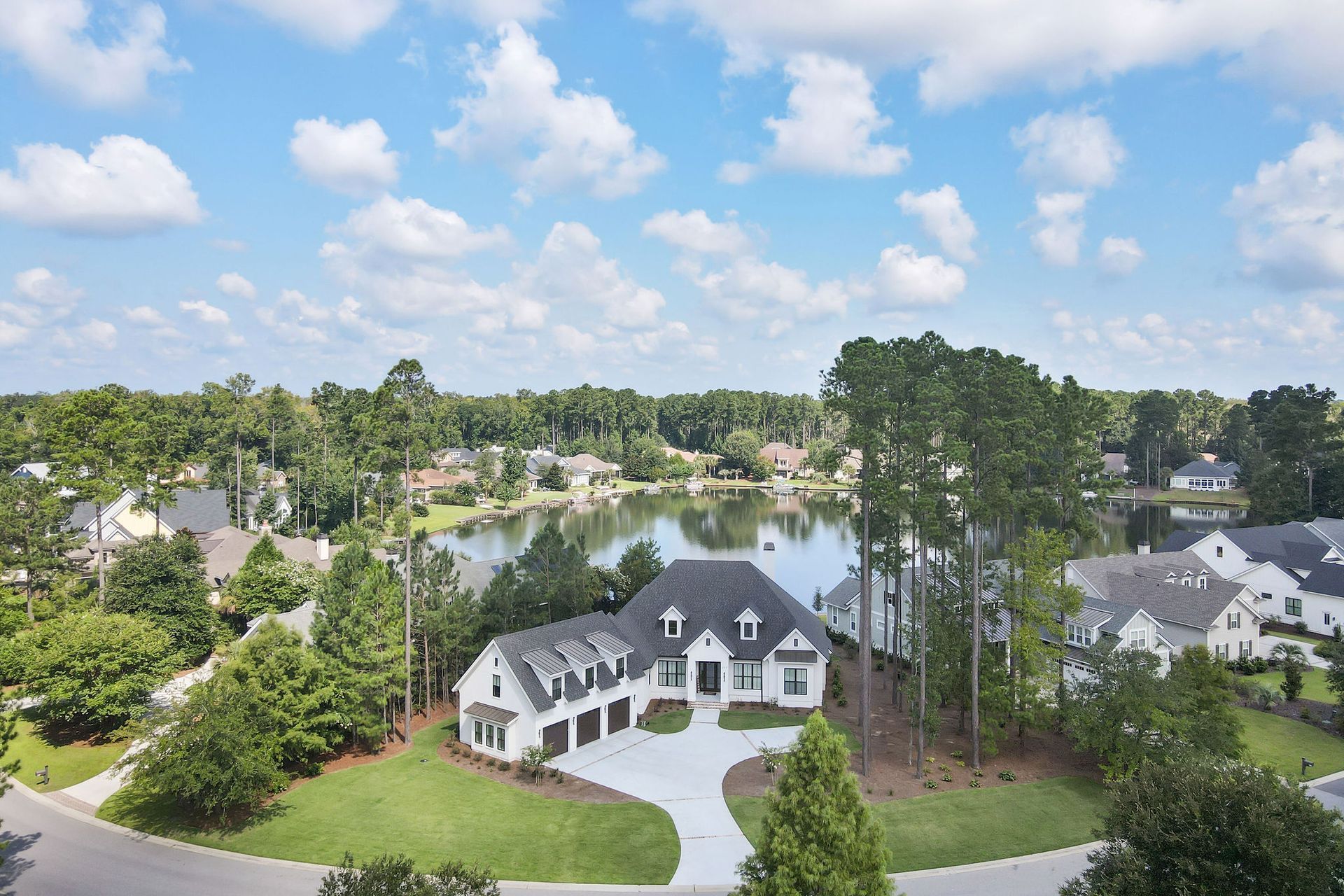 Hampton Lake Contemporary Stucco Custom Home Kendrick Design-Build Bluffton South Carolina