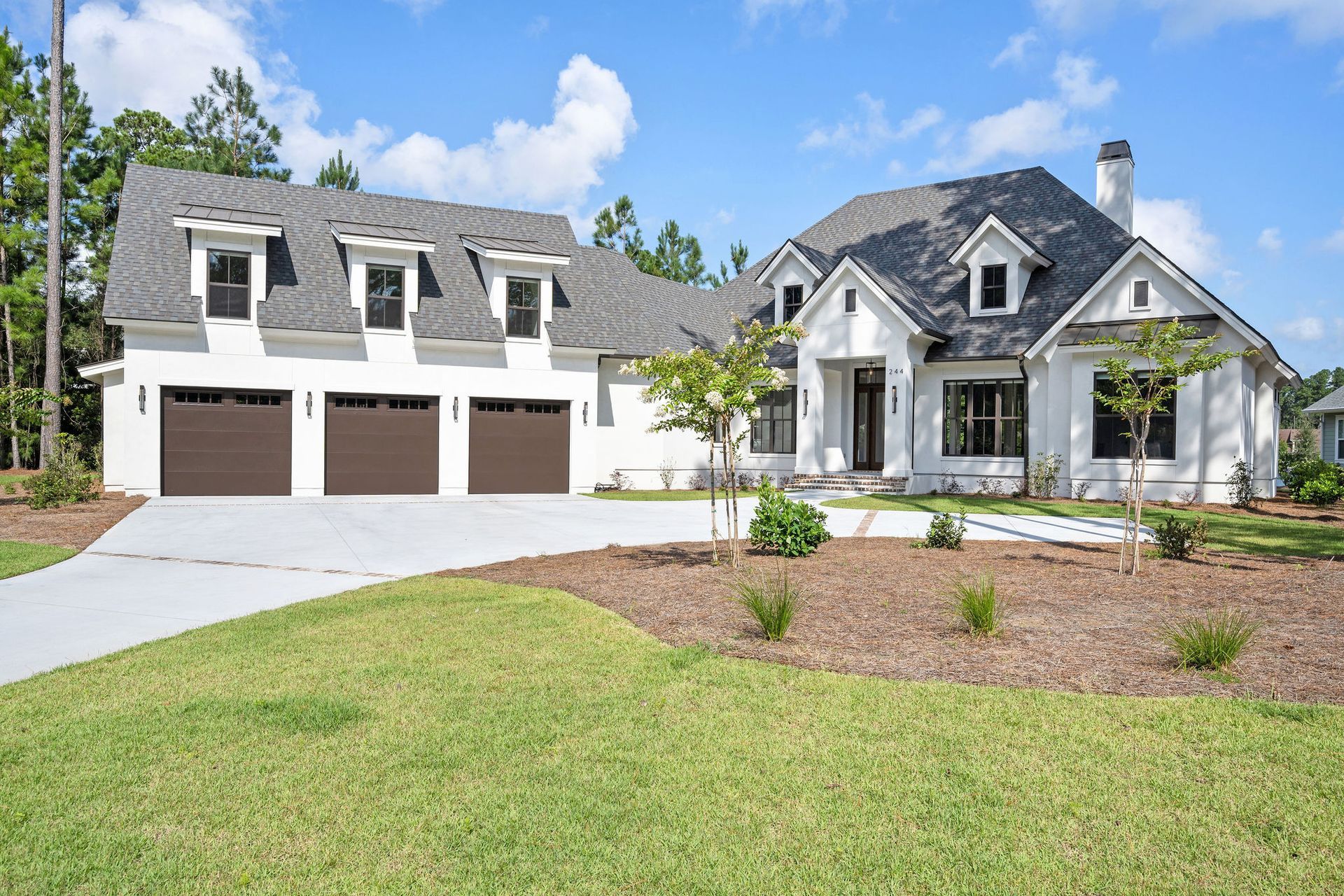 Hampton Lake Contemporary Stucco Custom Home Kendrick Design-Build Bluffton South Carolina