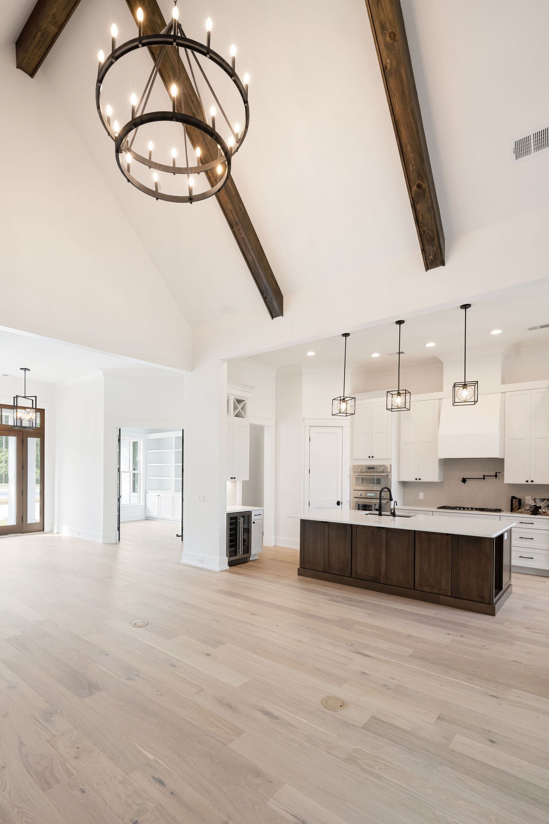 Hampton Lake Contemporary Stucco Custom Home Kendrick Design-Build Bluffton South Carolina