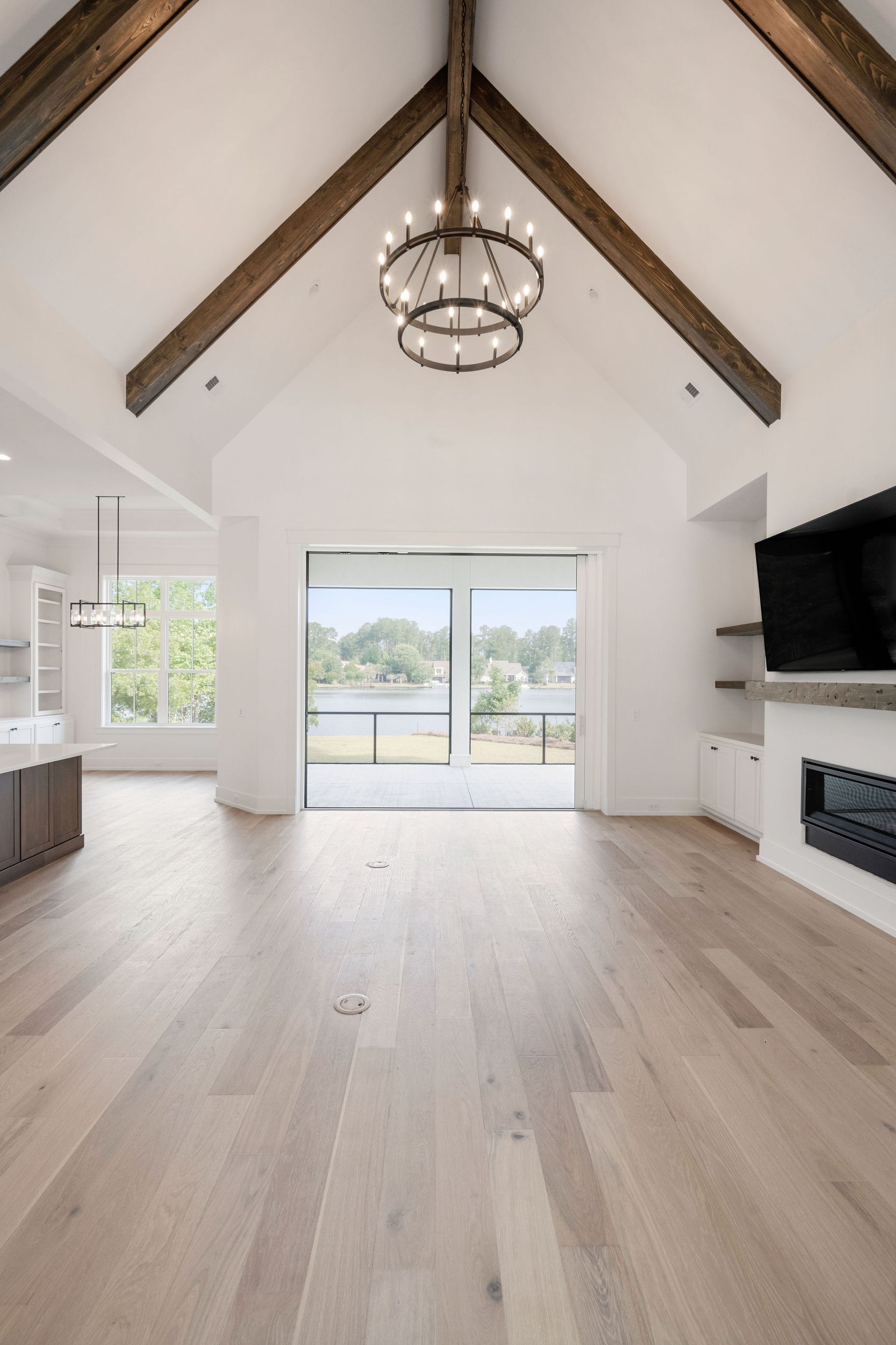 Hampton Lake Contemporary Stucco Custom Home Kendrick Design-Build Bluffton South Carolina