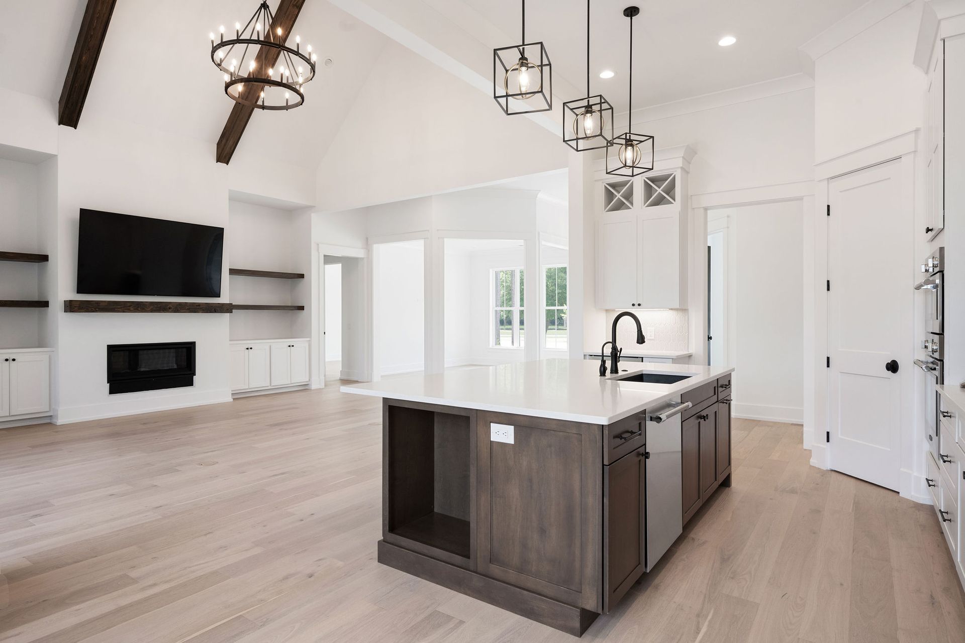 Hampton Lake Contemporary Stucco Custom Home Kendrick Design-Build Bluffton South Carolina