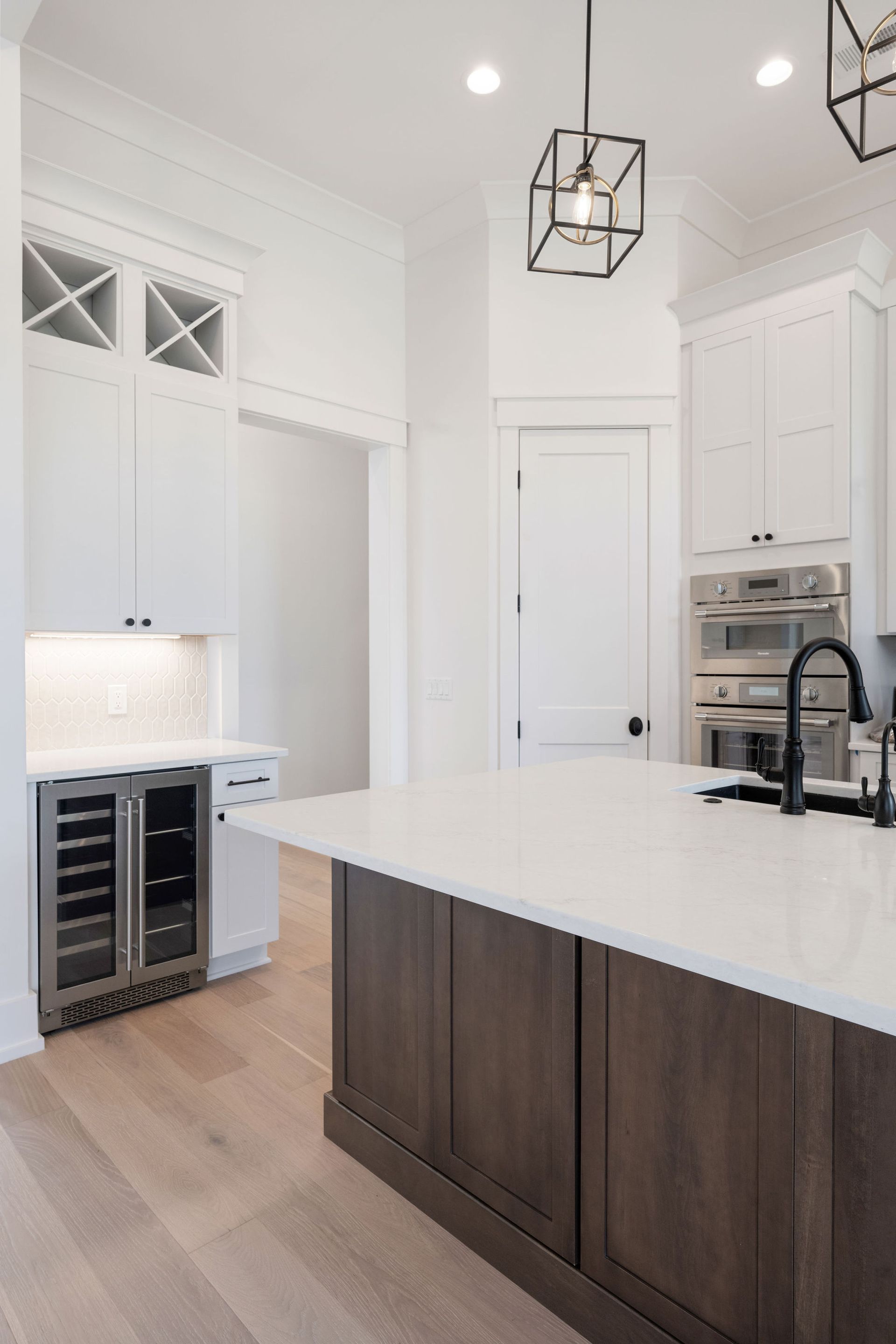 Hampton Lake Contemporary Stucco Custom Home Kendrick Design-Build Bluffton South Carolina