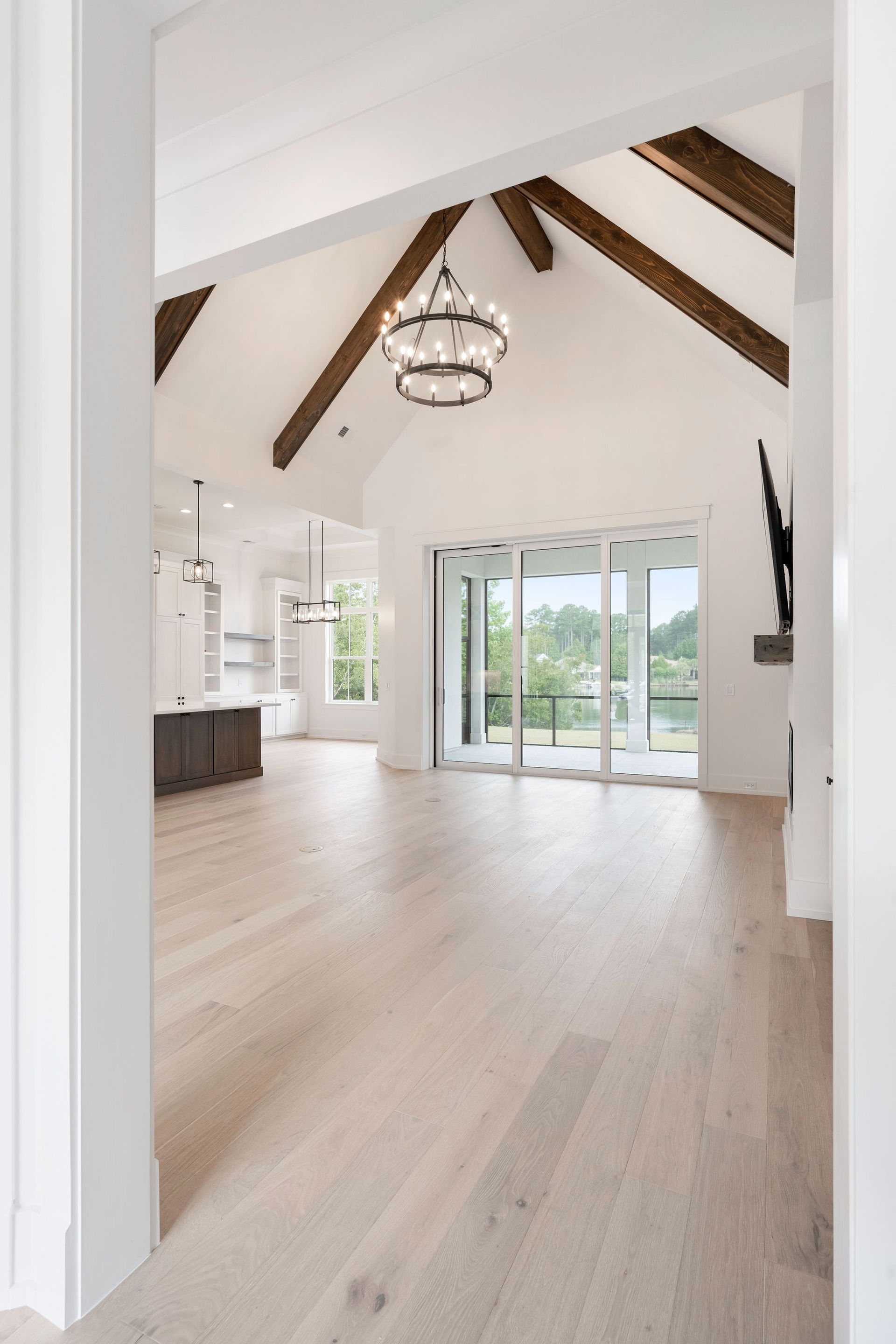 Hampton Lake Contemporary Stucco Custom Home Kendrick Design-Build Bluffton South Carolina