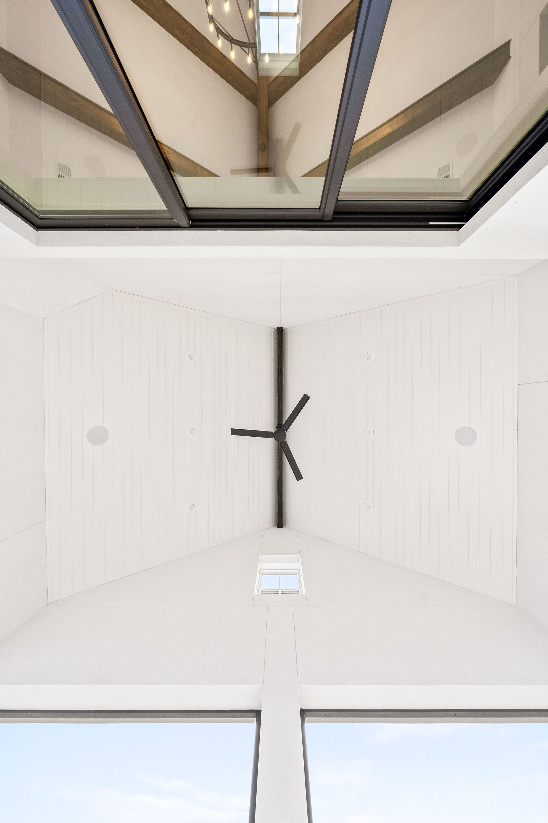 Hampton Lake Contemporary Stucco Custom Home Kendrick Design-Build Bluffton South Carolina