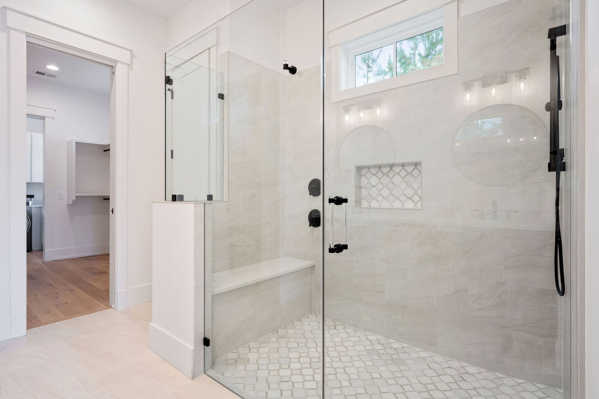 Hampton Lake Contemporary Stucco Custom Home Kendrick Design-Build Bluffton South Carolina