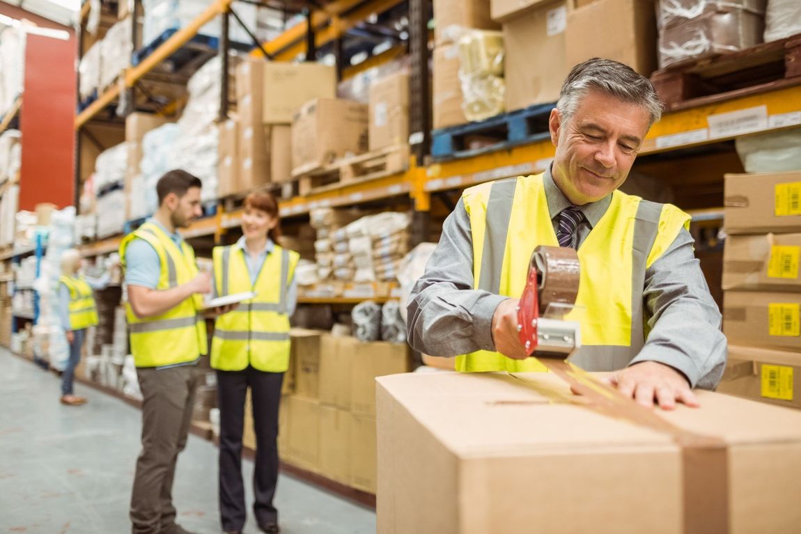operatori di magazzino della cooperativa lavoro a Monza