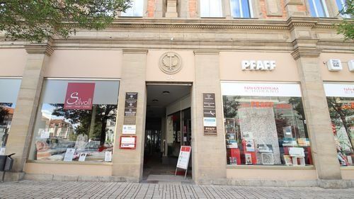 Joh.-Seb.-Bach-Platz 24,Mehrstöckiges  historisches Gebäude