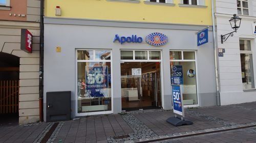Martin-Luther-Platz 15, mehrstöckiges historisches Gebäude