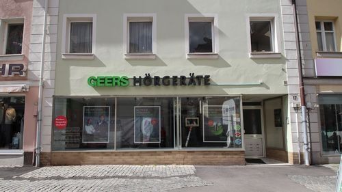 Neustadt 17, mehrstöckiges Gebäude