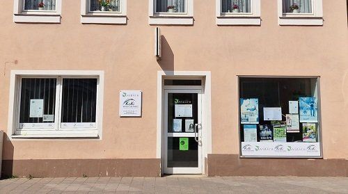 Würzburger Straße 16 Würzburger Straße 16, mehrgeschossiges Gebäude