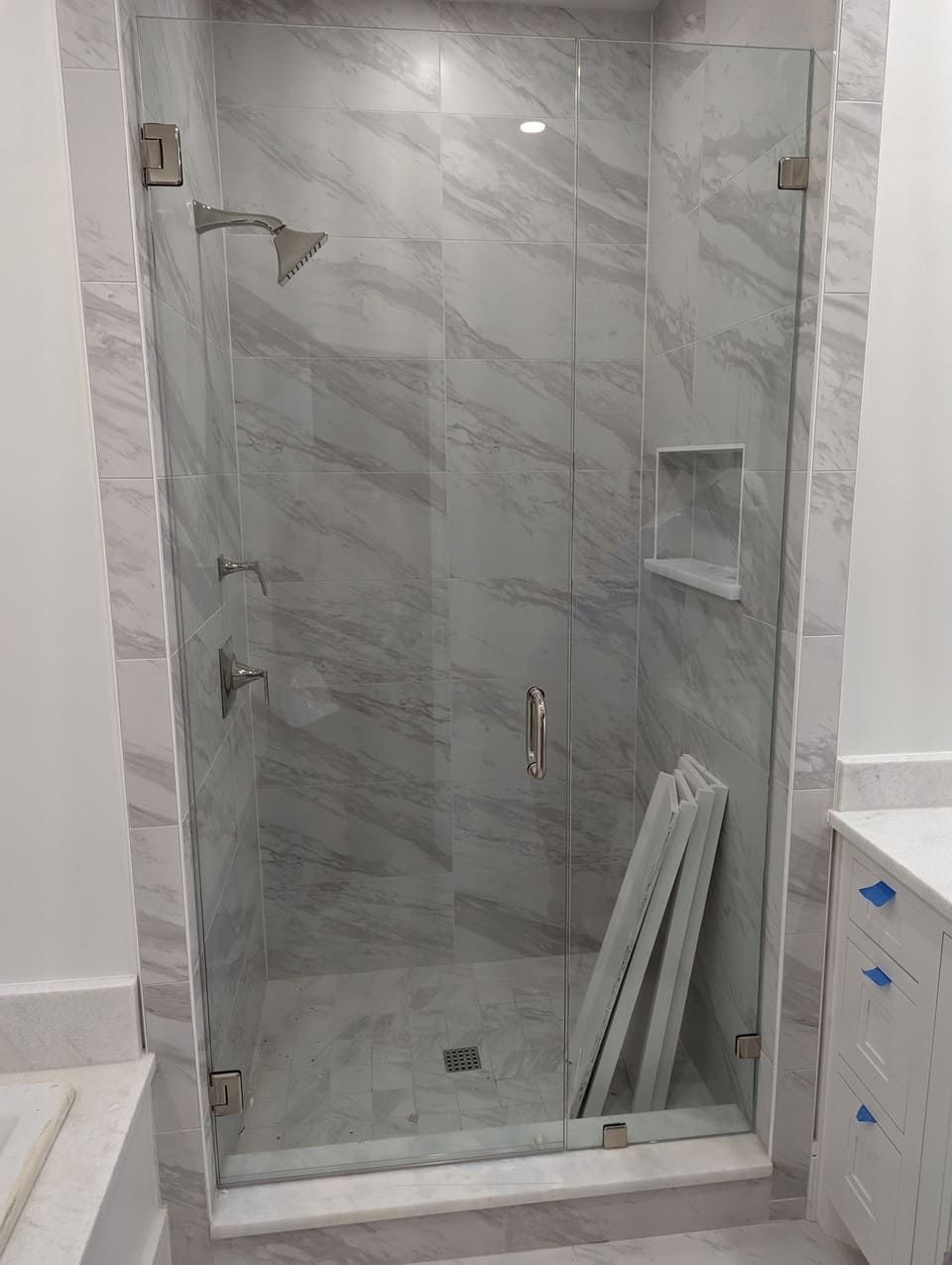 Service Bath & Glass 147