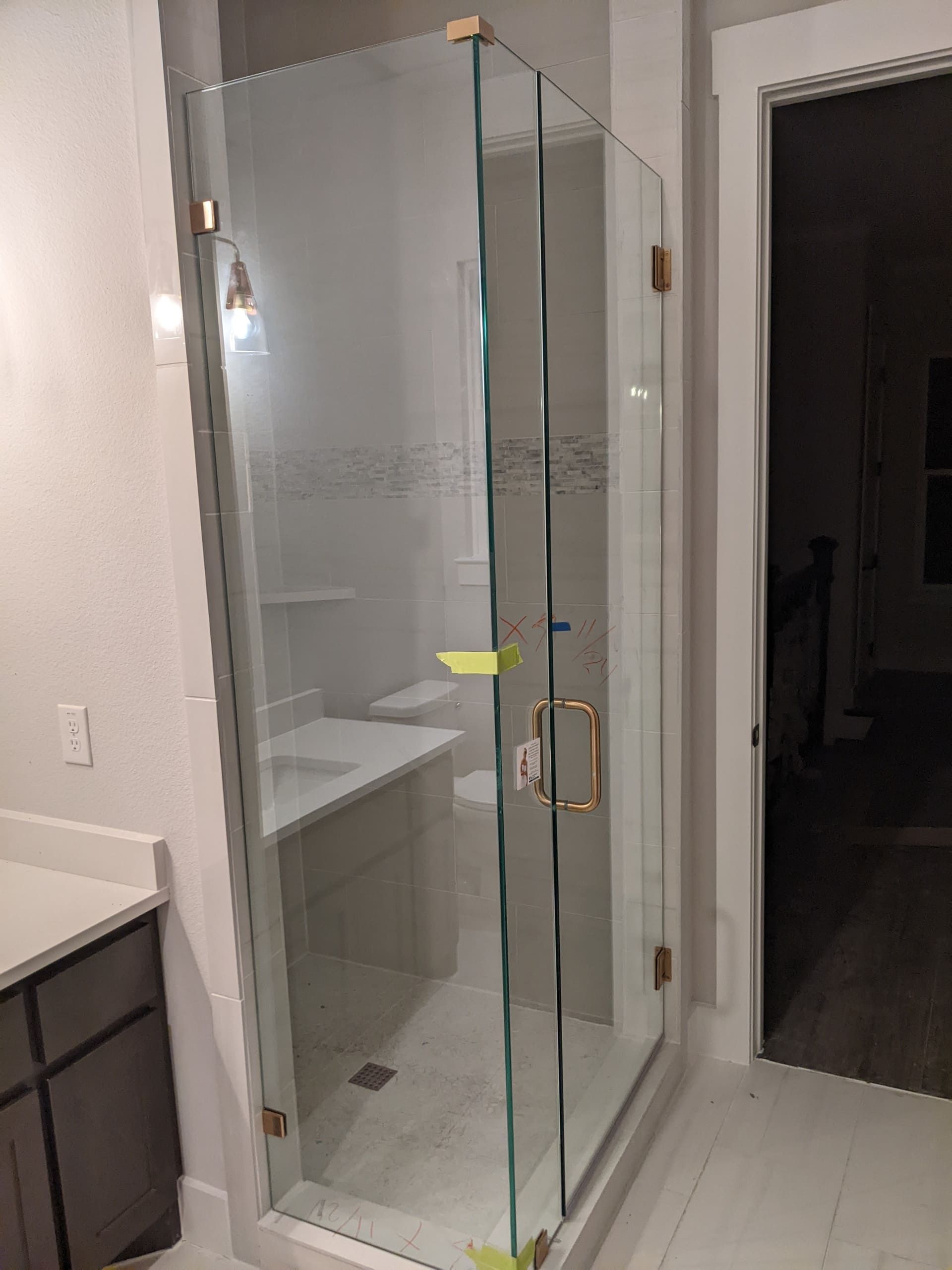 Service Bath & Glass 227