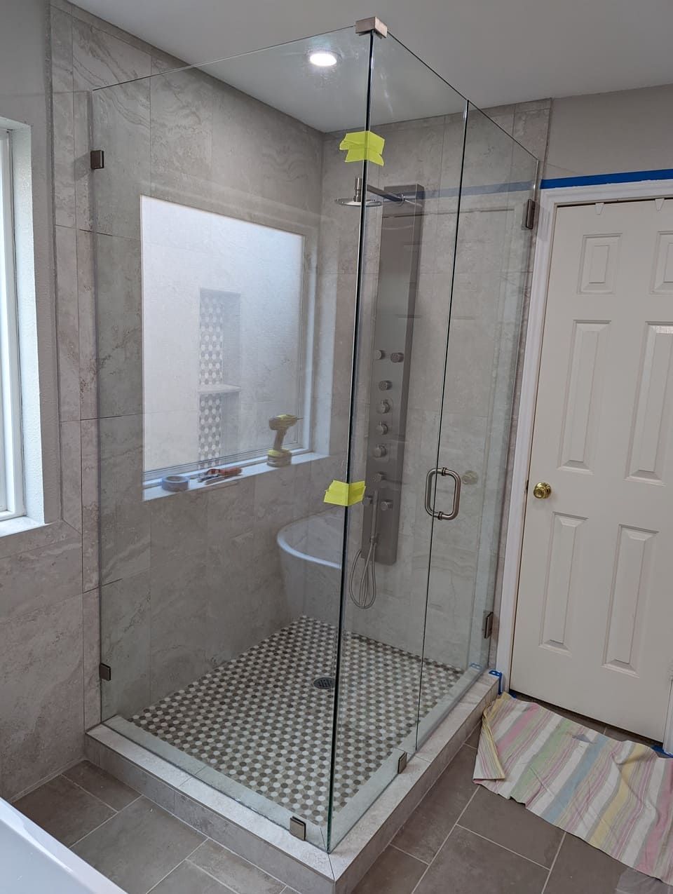 Service Bath & Glass 66