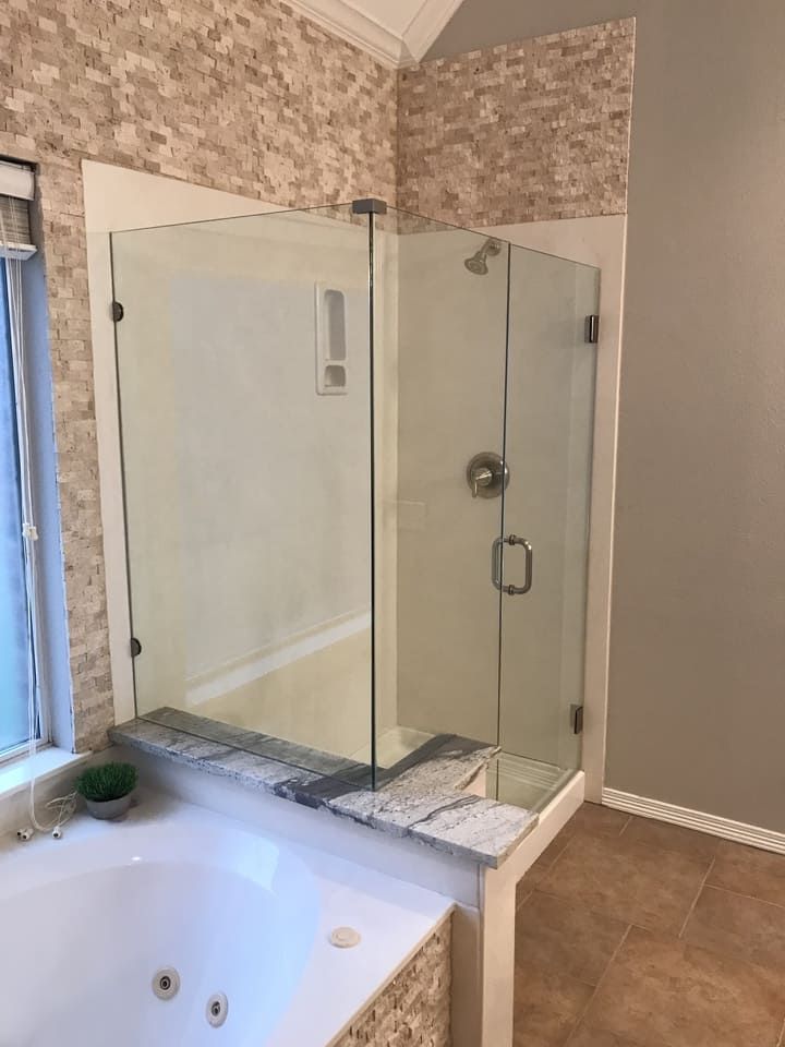 Service Bath & Glass 76