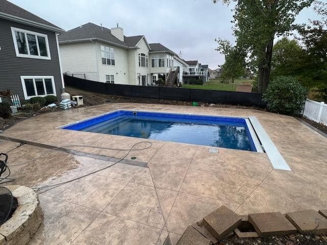 concrete pool deck