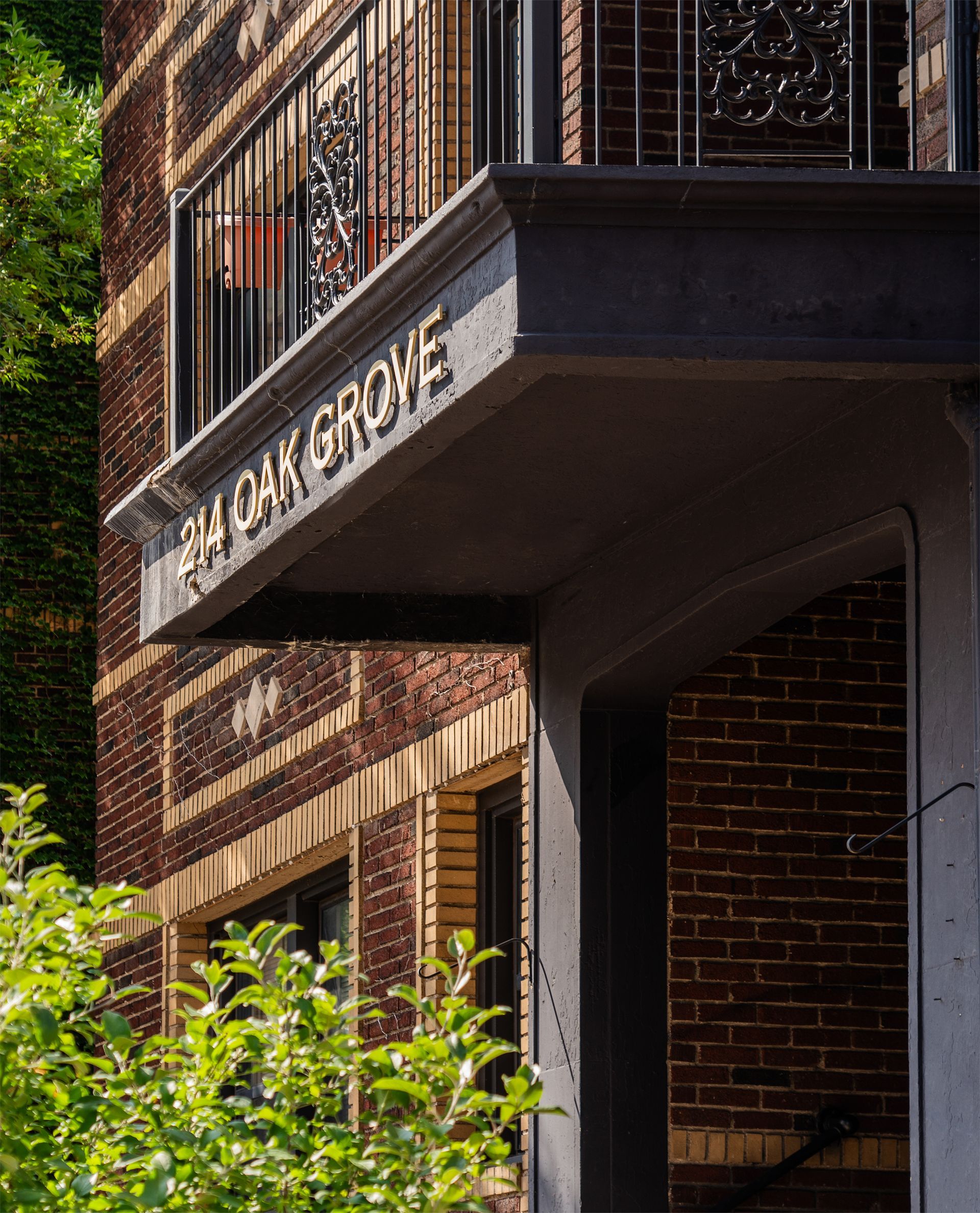 214 Oak Grove