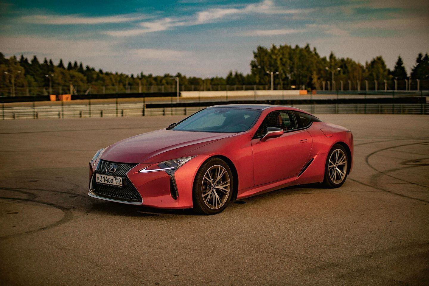 Lexus | Seacliff 76