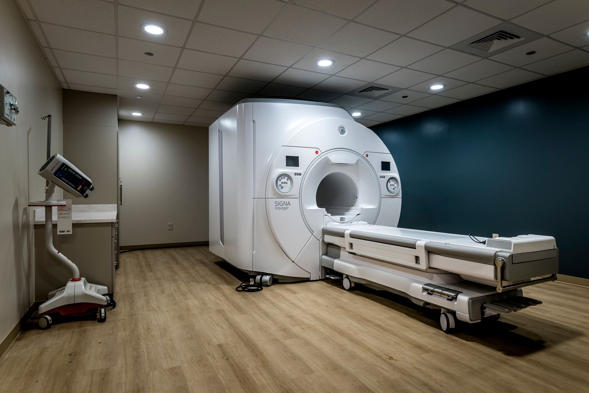 Image of a wide bore MRI machine 