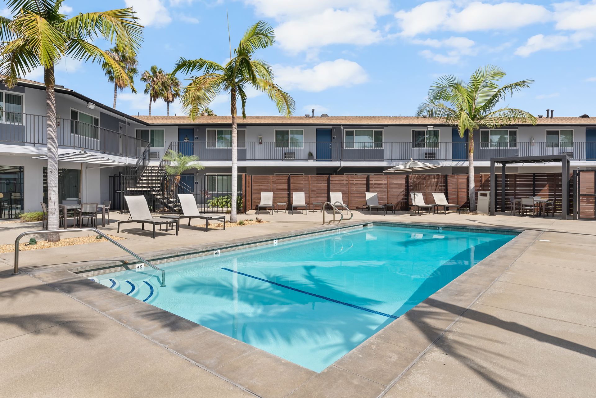 The Circle Apartments at Long Beach