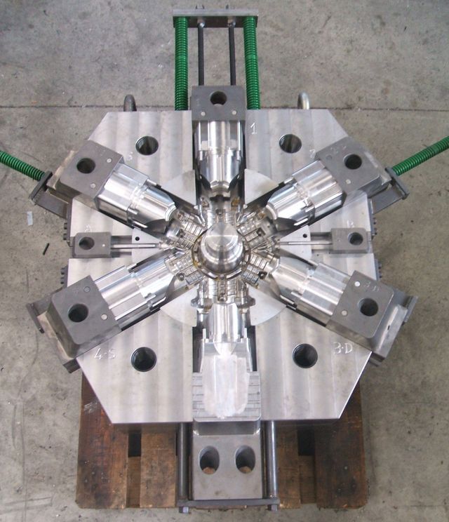 pezzo metallico
