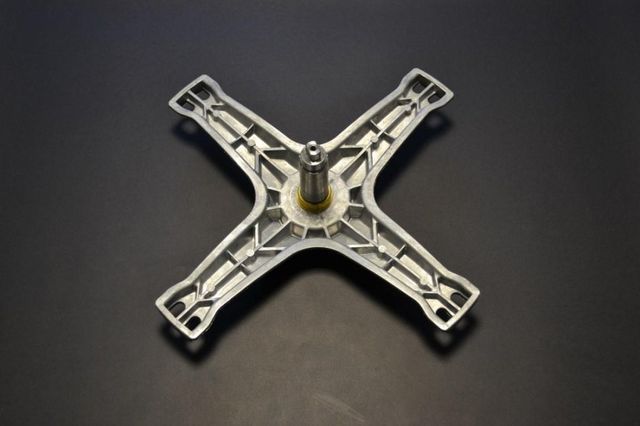 pezzo metallico 7