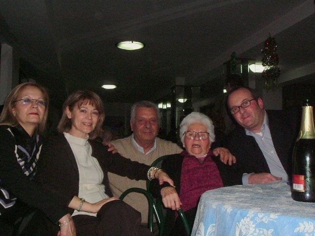 Festa di compleanno anziana