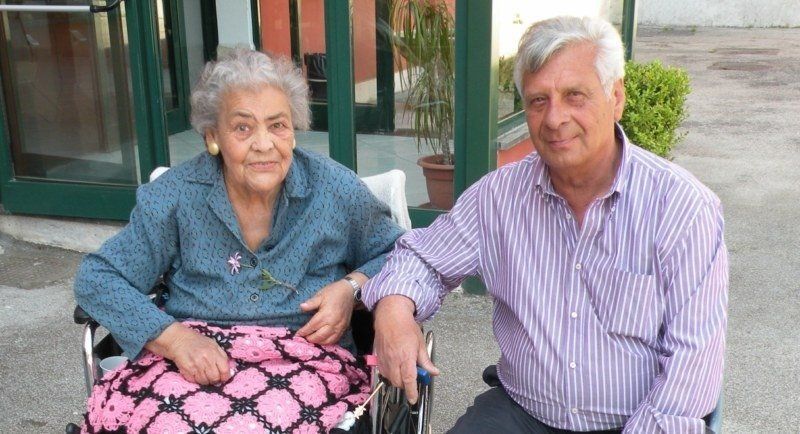 Parenti con ospite