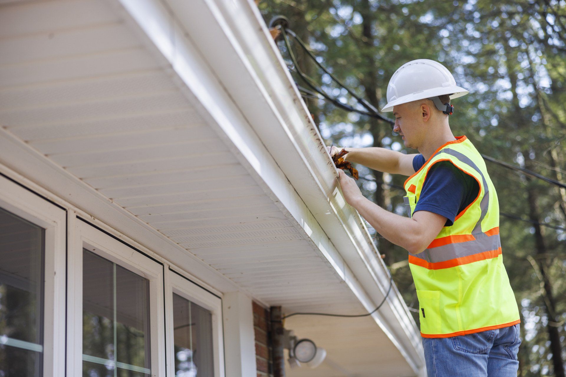 Gutter Cleaning — Clanton, AL — Pristine Power Clean Gutter Cleaning — Clanton, AL — Pristine Power Clean