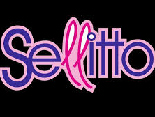 Il logo di selitto è rosa e viola su sfondo nero.