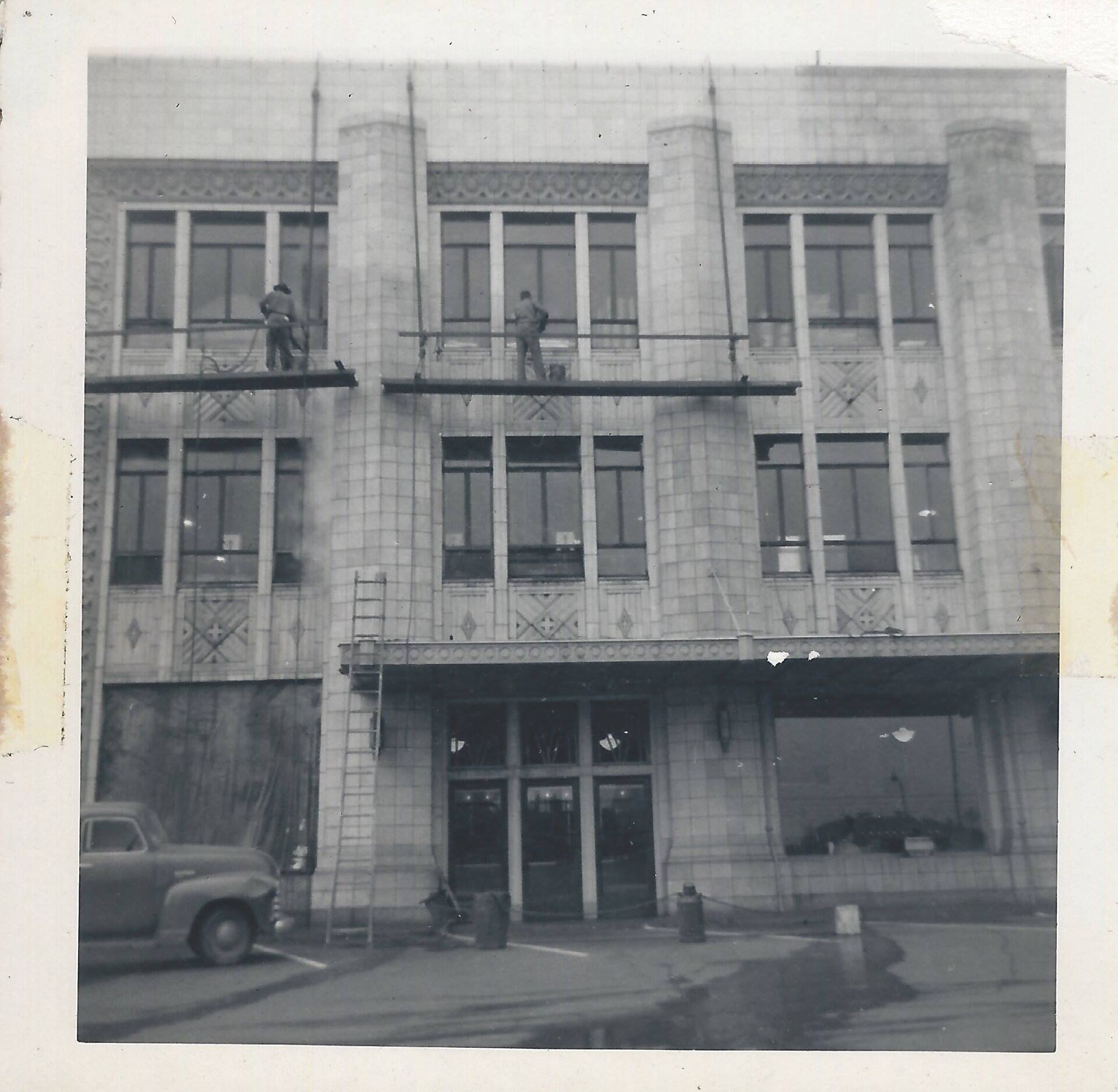 Man Building a House — Pittsburgh, PA — Mariani & Richards, Inc.