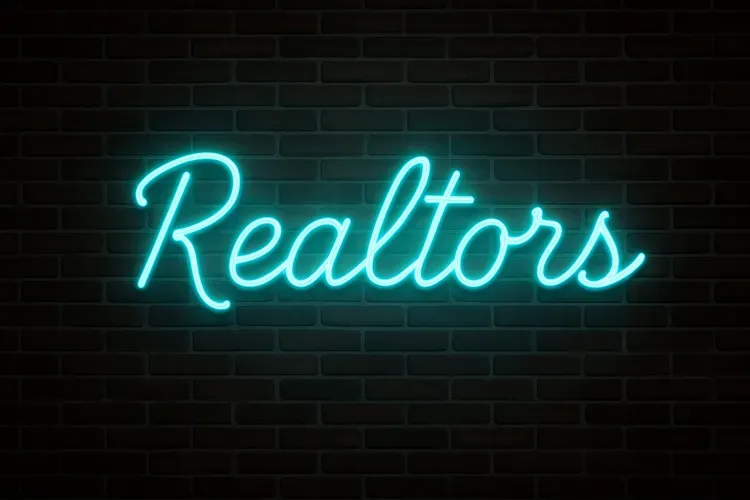 Neon sign spelling