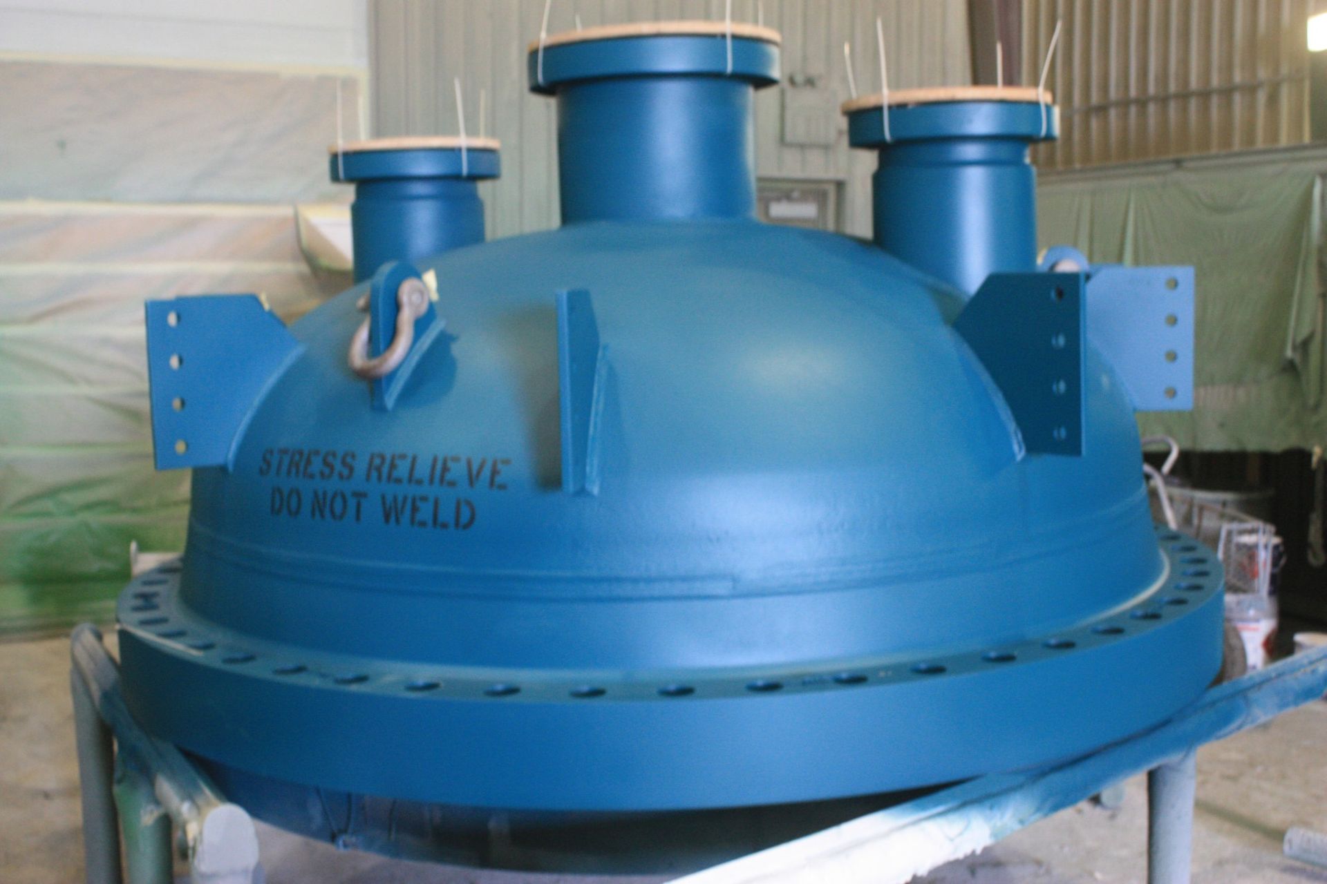 Specialised blast cleaning performed on industrial pressure vessel for coating prep