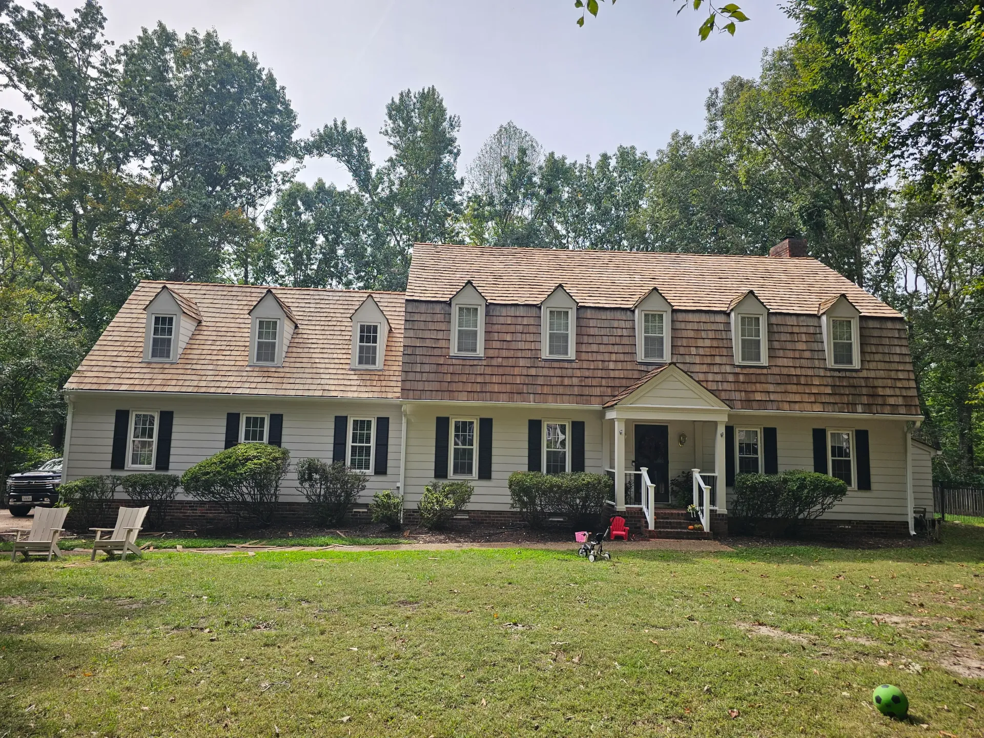 Recently completed roofing project in Glen Allen, VA by D&B Roofing Services
