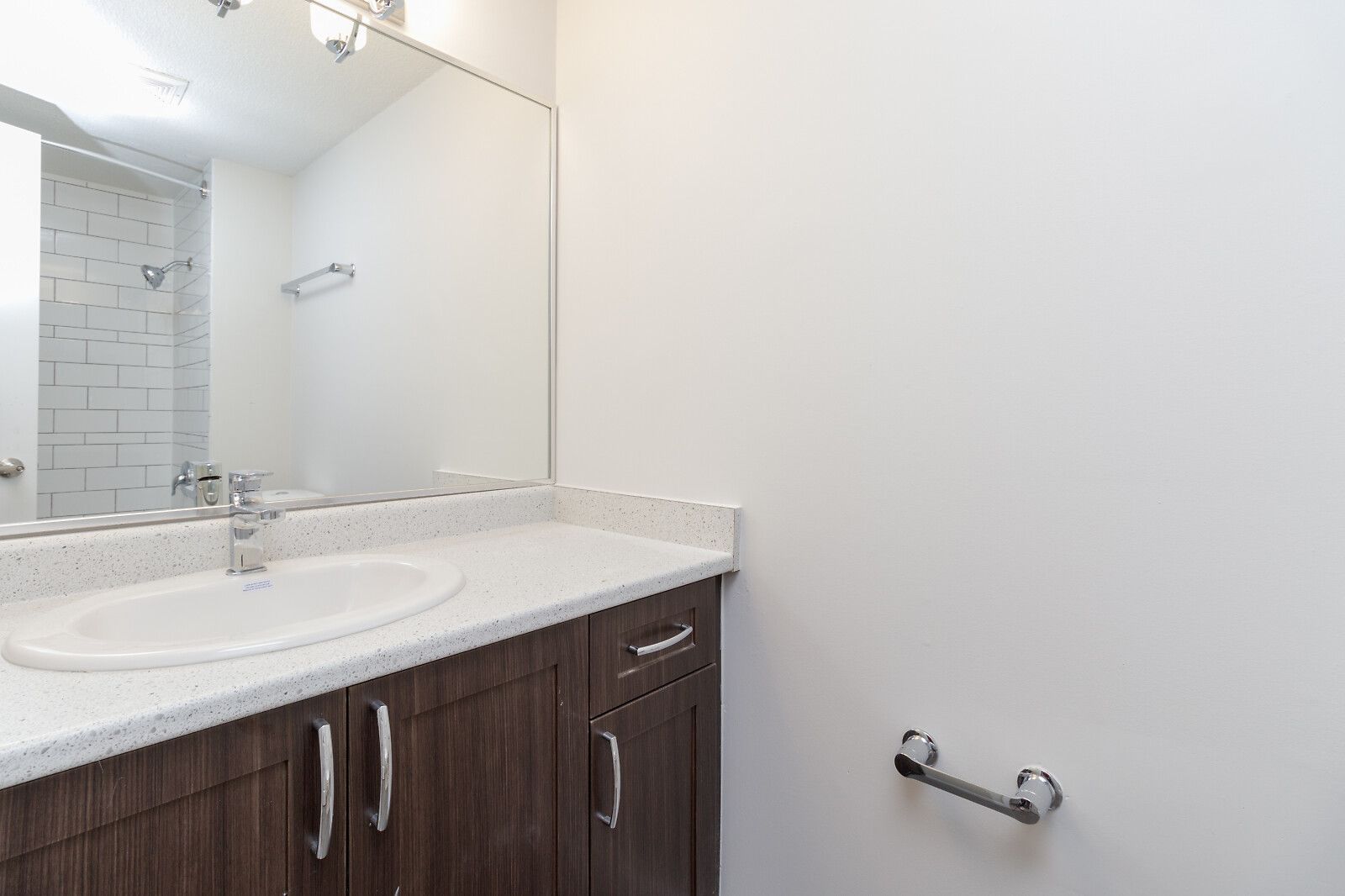 Alderwood Place Apartments Suites