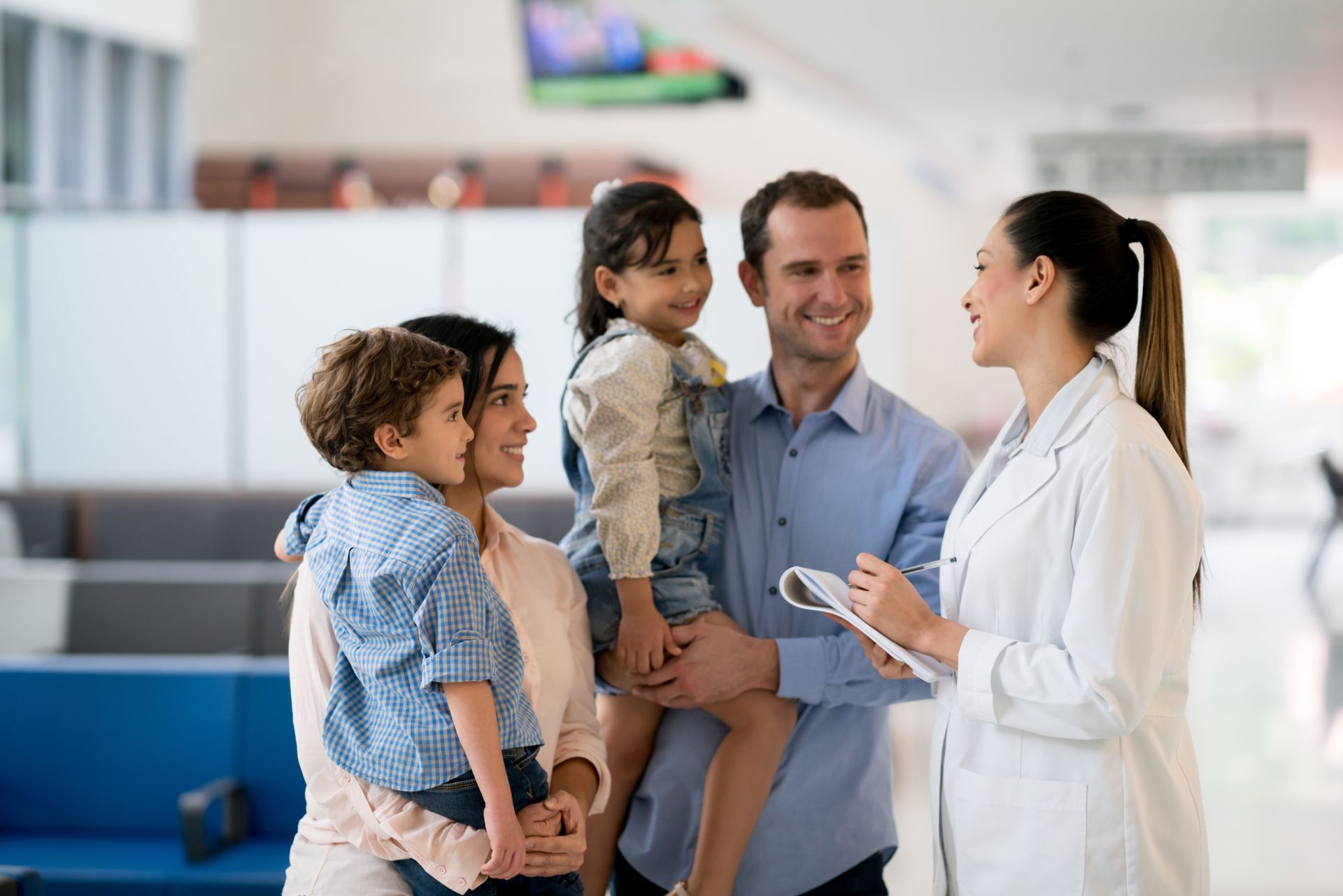 Family talking with a doctor