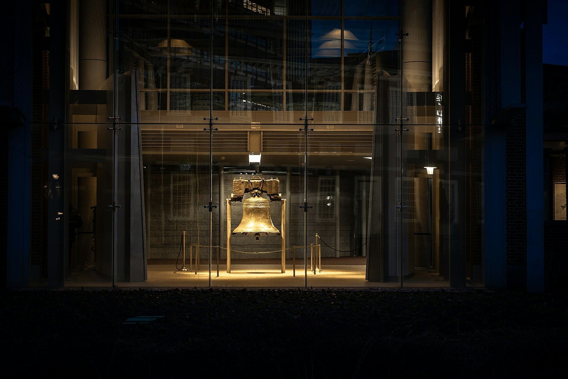Liberty bell, Market Street, Philadelphia