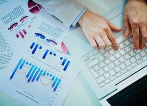 Analyzing Data | Worchester, MA | Robert Powers Insurance Agency