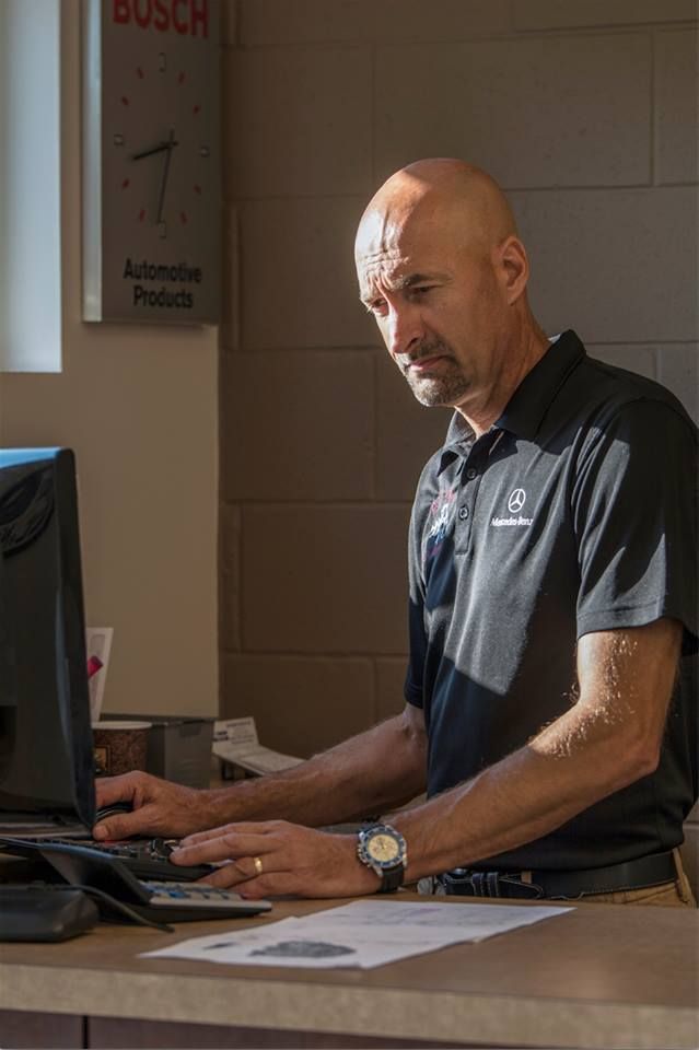 A person | Arie Nol Auto Center