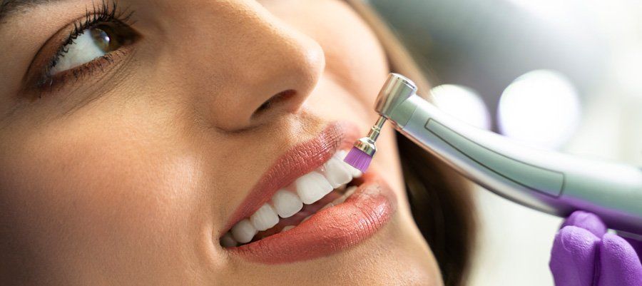 7 Steps Involved in a Professional Teeth Cleaning Procedure 7 Steps Involved in a Professional Teeth Cleaning Procedure