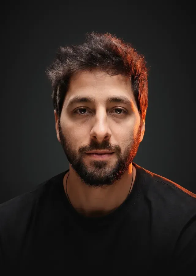 NANDO BLUM