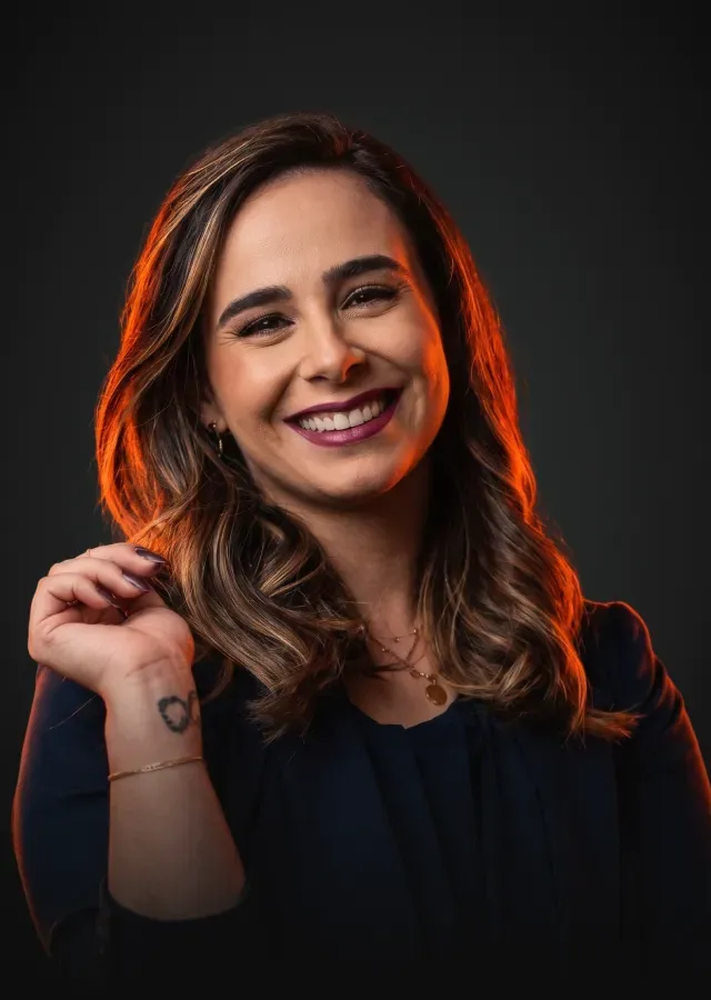NYNA GOMES