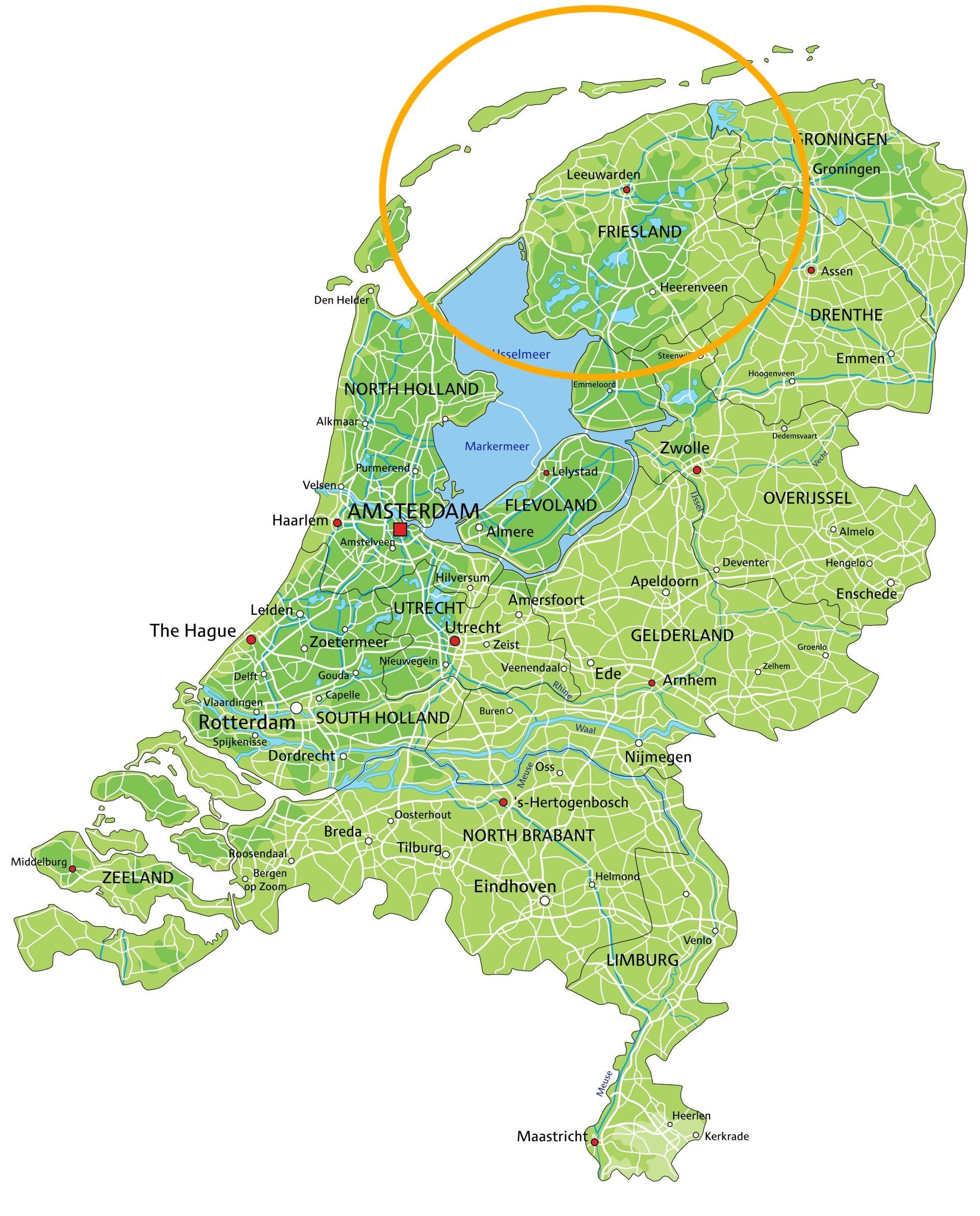 Kaart van Nederland met een gemarkeerd gebied dat de Noordzee-eilanden omvat.
