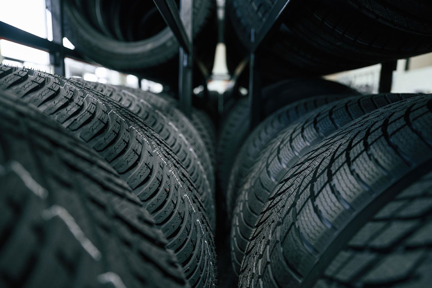 The Ultimate Guide to Choosing the Right Tires for Your Vehicle