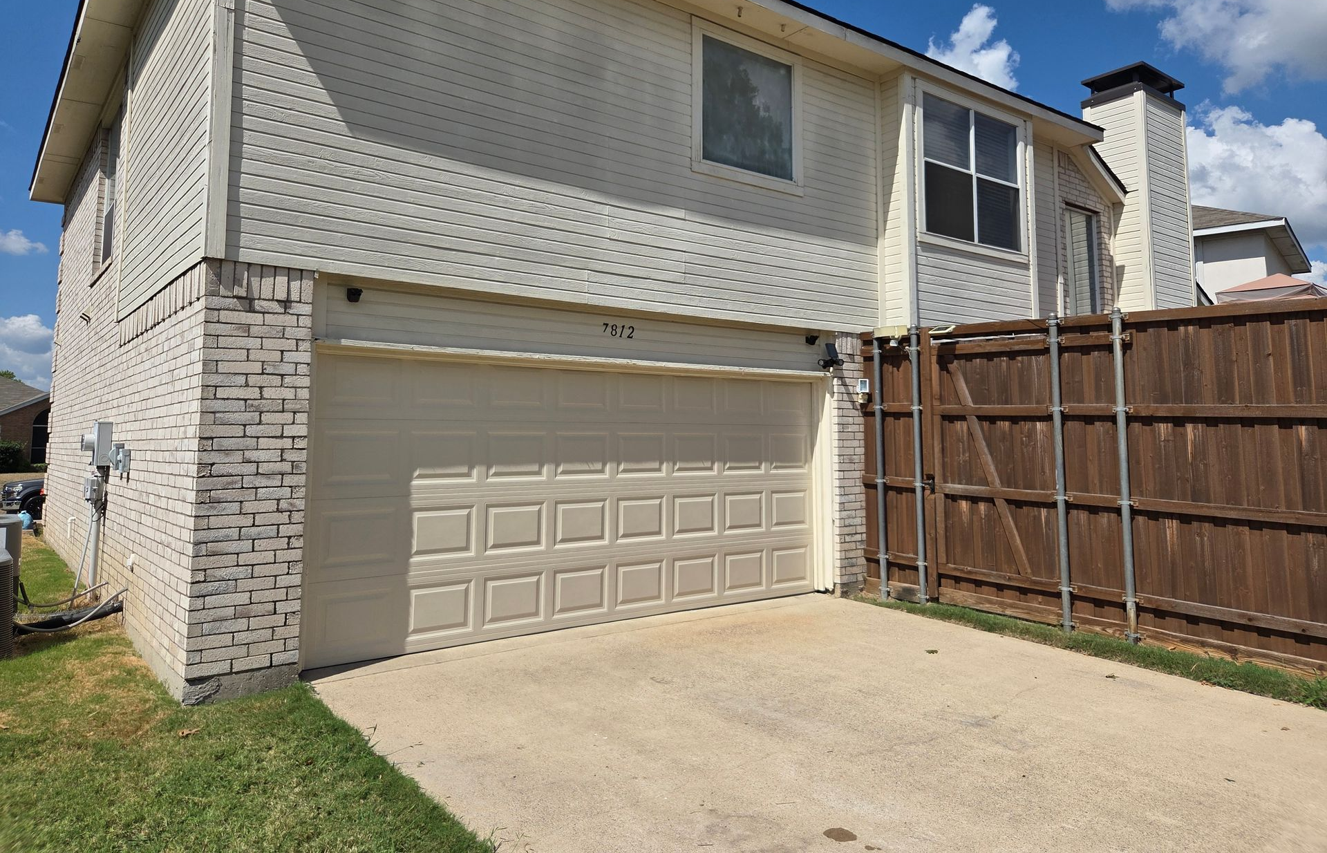 Garage door repair - garage door opener replacement