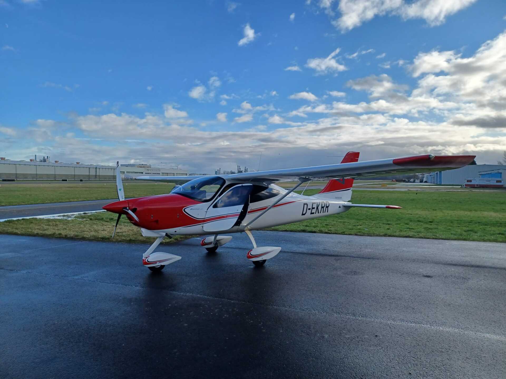 FLIGHT ACADEMY SPEYER: Flugstunden zum Wunschtermin