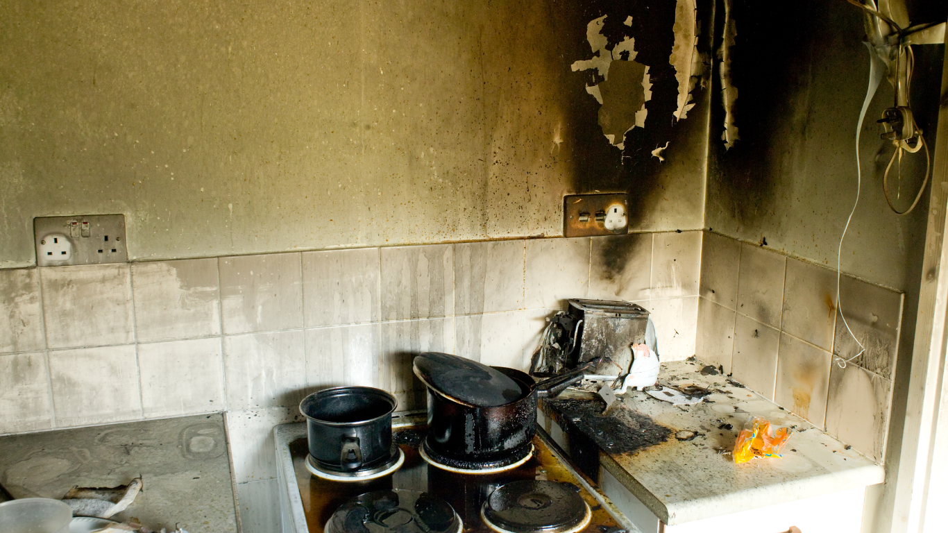 A kitchen that needs smoke damage restoration