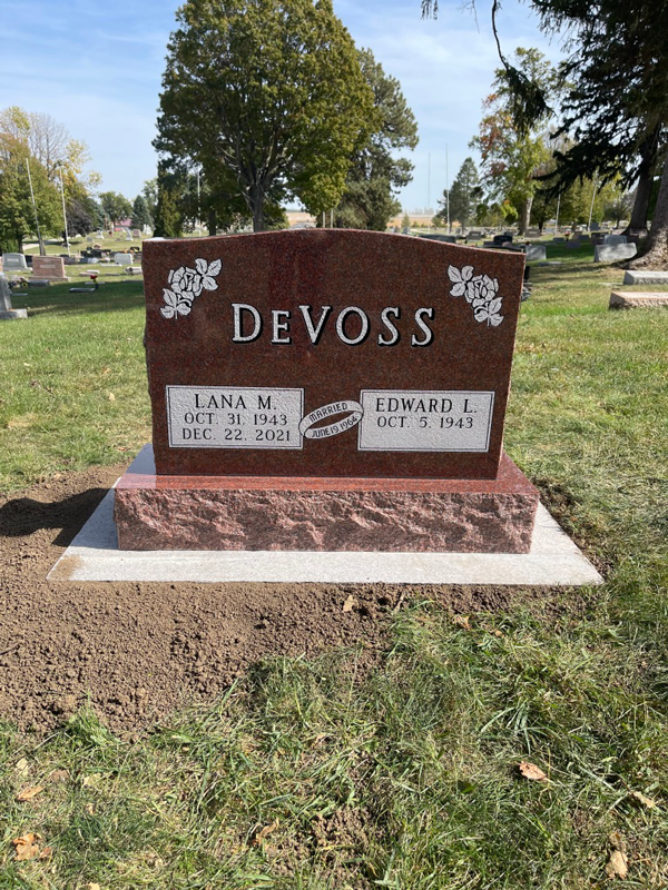 Devoss Monument