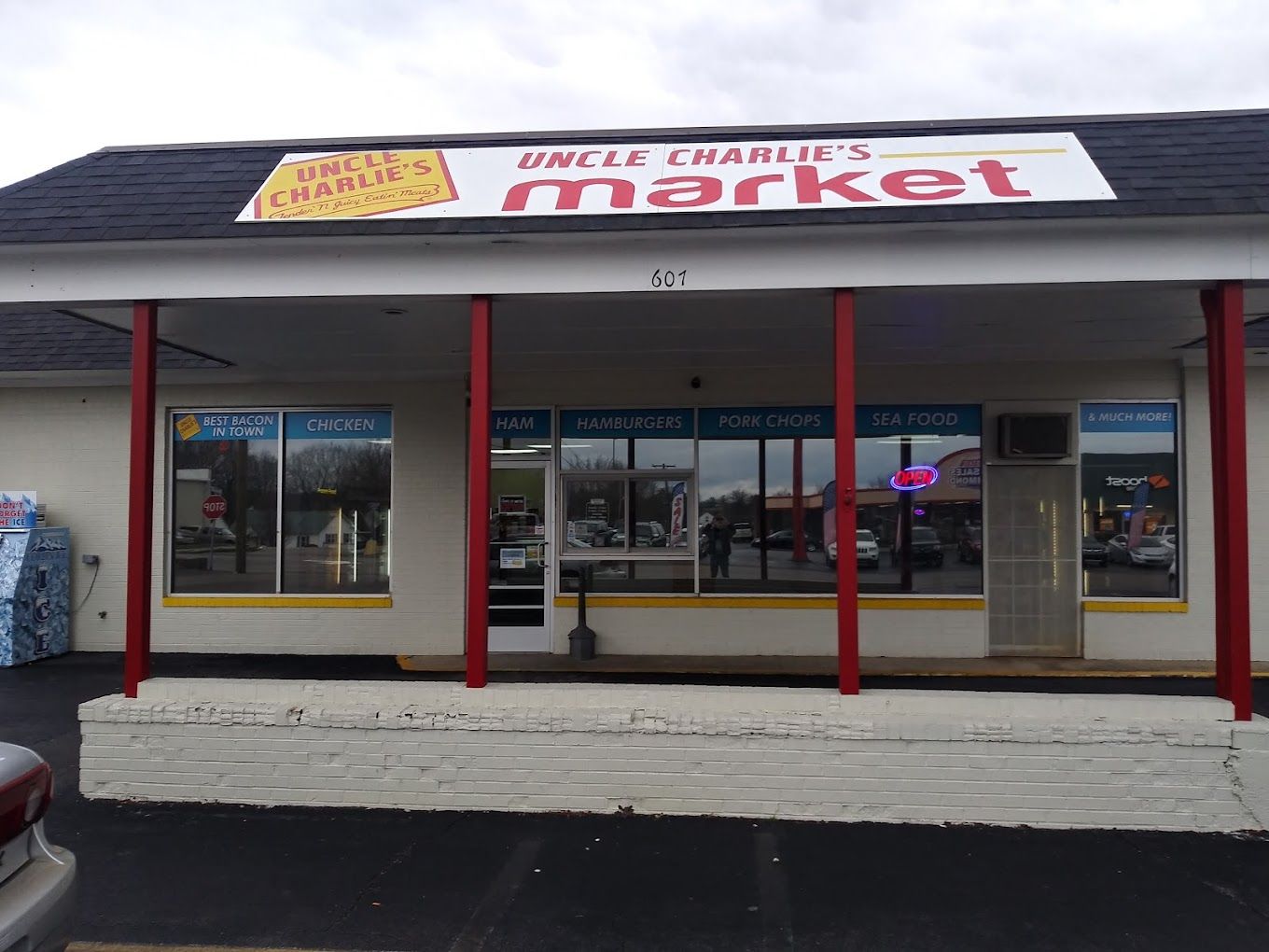 Uncle Charlie's Meats