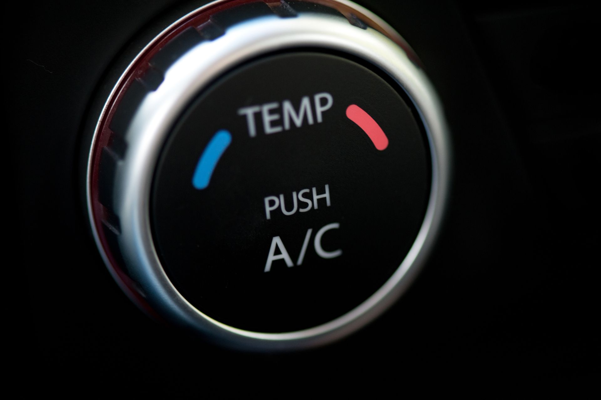 Why Your A/C Works Better While Driving Than at a Stop | Morin Brothers Automotive