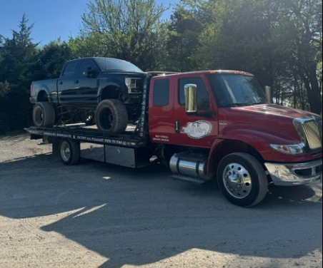 Should You Tip the Tow Truck Driver? A Guide for Pleasant View Drivers